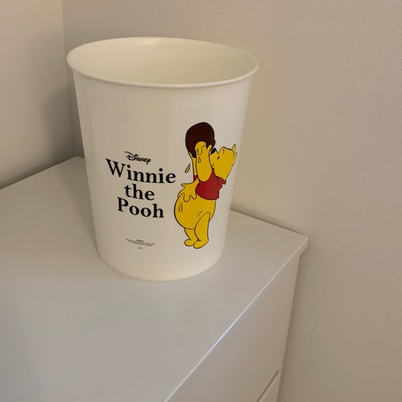 Disney Other - Winnie the Pooh trashcan basket